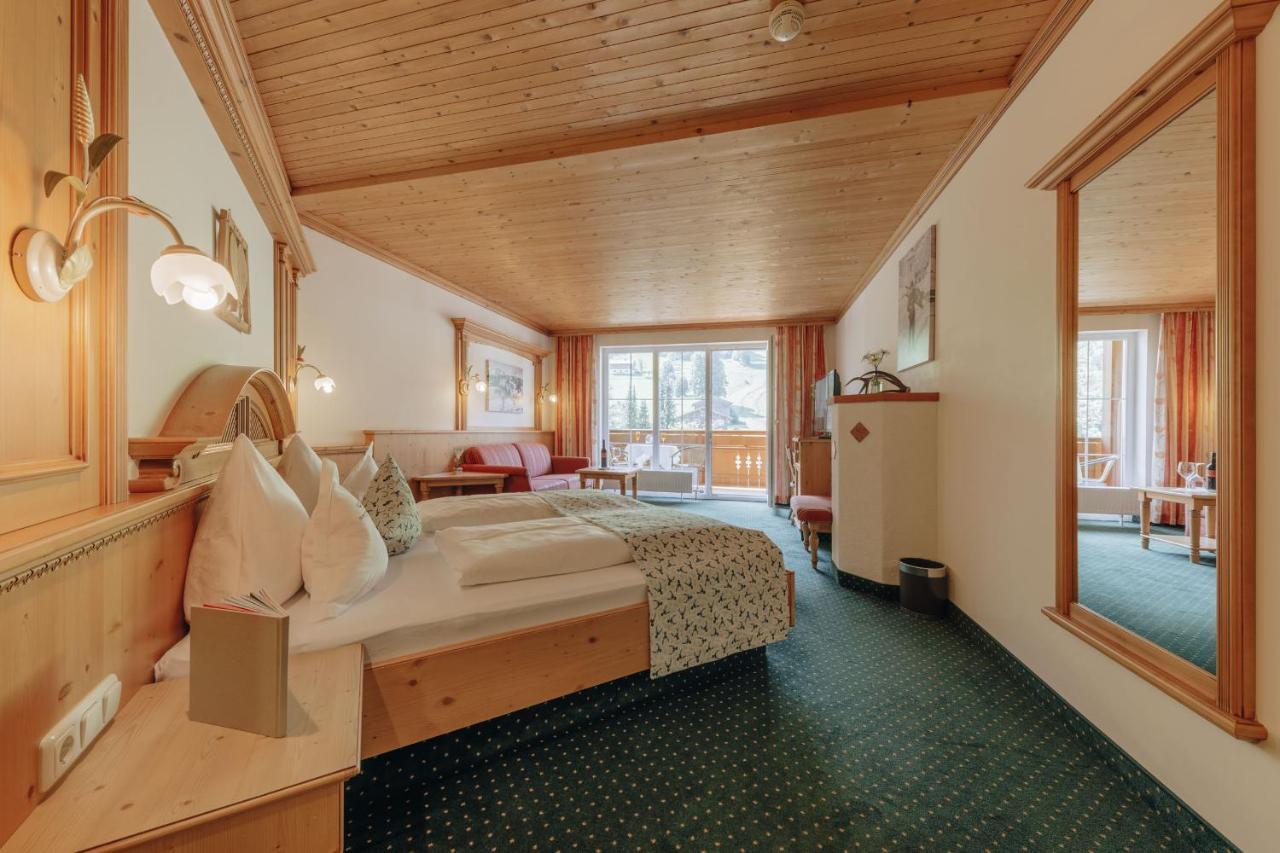 Hotel Hirschen Silbertal Eksteriør bilde